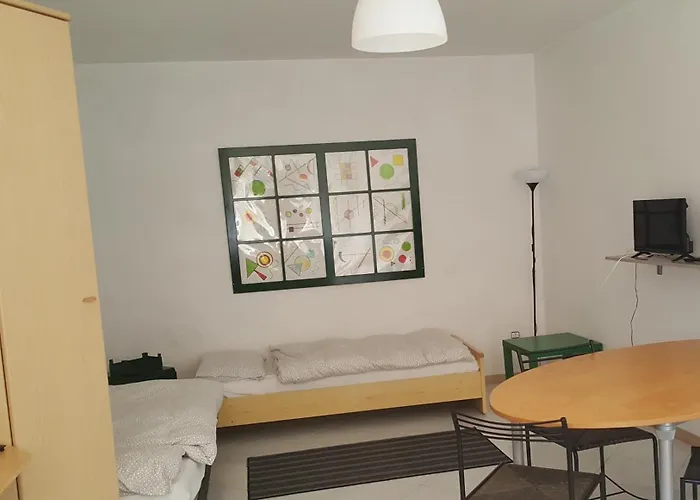 Elilu Apartment